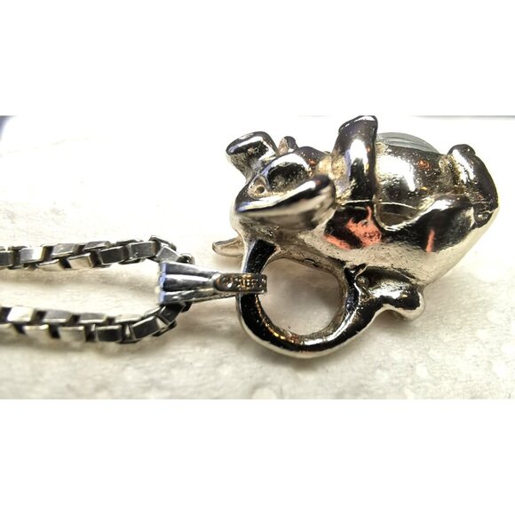 Sterling Silver Box Chain 20 inch and Pendant Elephant Holding a Moonstone Gem - Picture 7 of 8